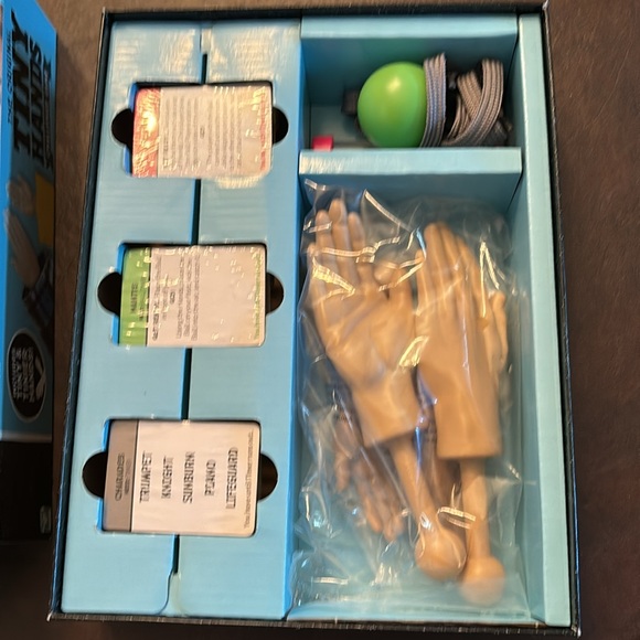 NWOT The Original Tiny Hands Challenge Game - Picture 5 of 5